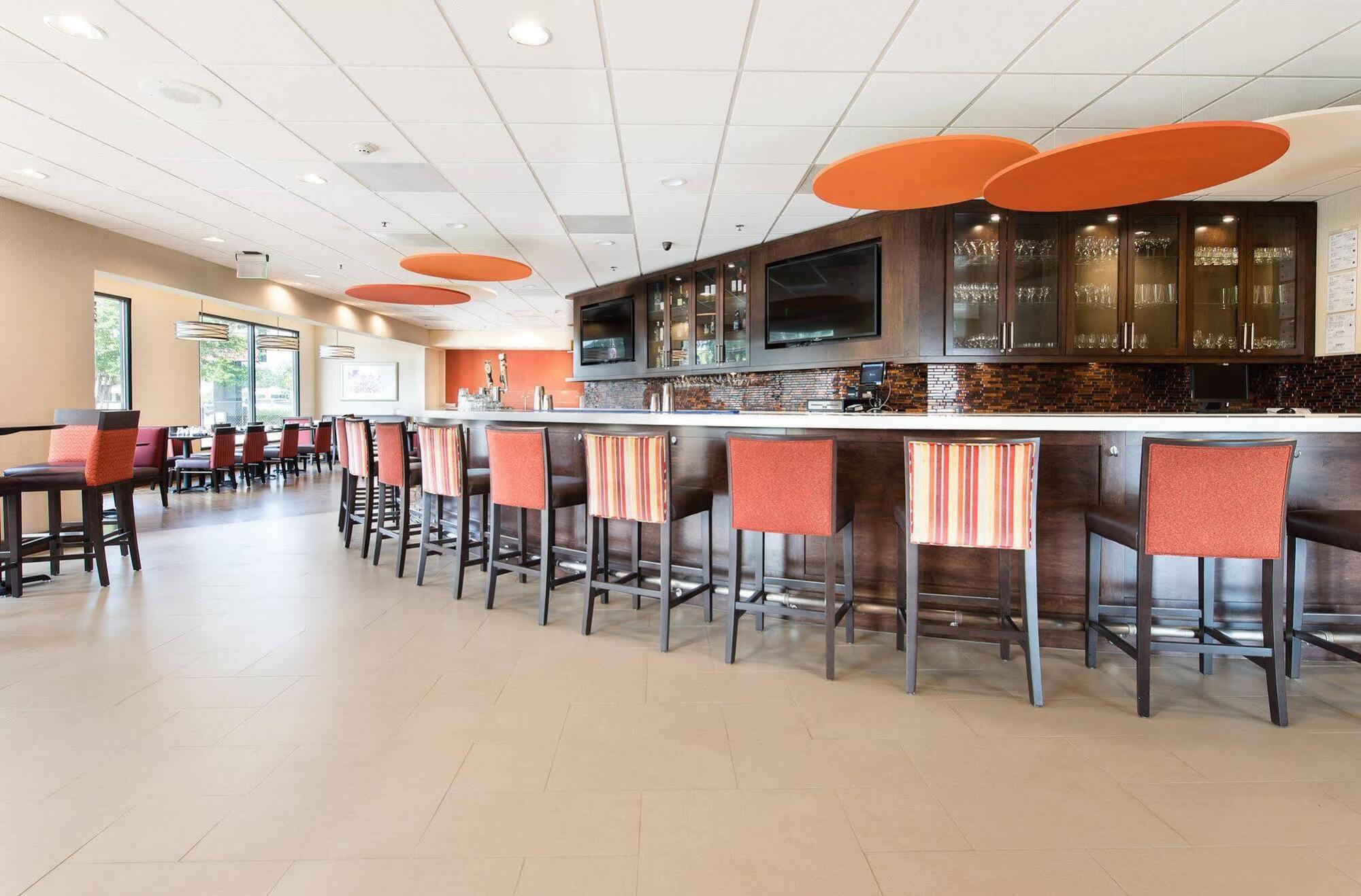 Doubletree By Hilton Wilmington, Nc Hotel Bagian luar foto
